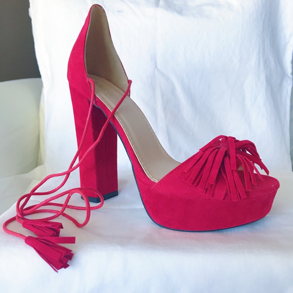 Fringed Detail Platform Heels in Red Faux Suede