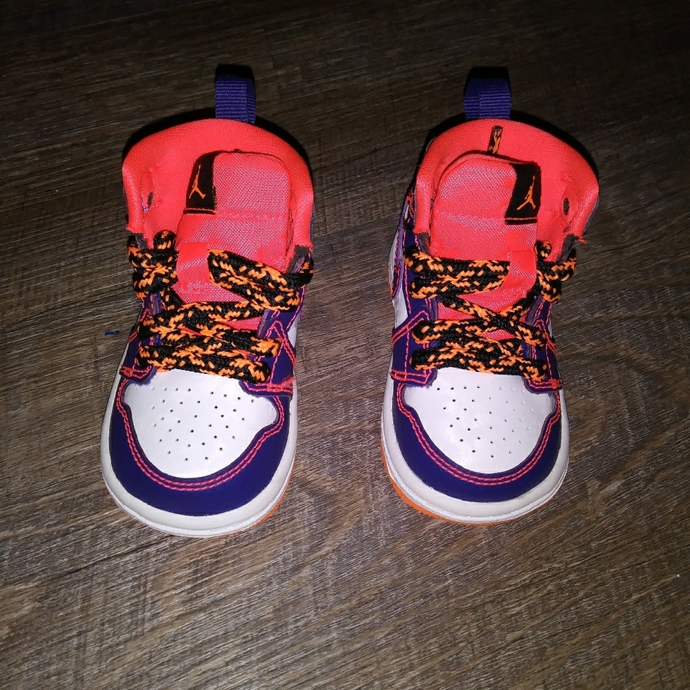 Nike infant sneakers