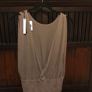 Gap - Lightweight Sweater Vest Size Medium - NWT!!