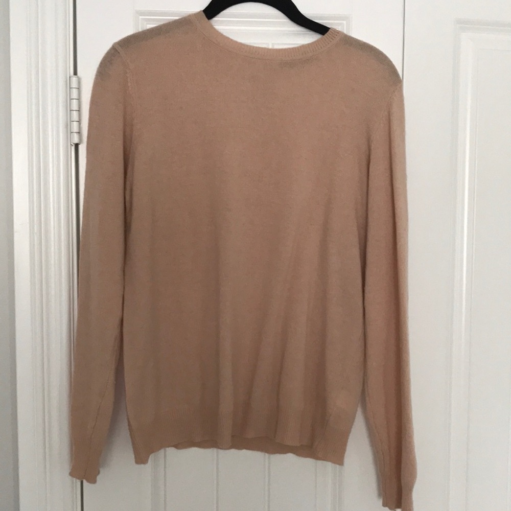 Light pink Zara sweater with back detail