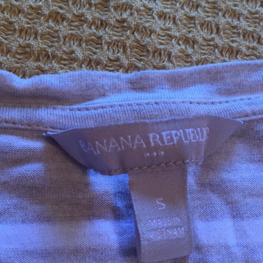 Lot of 2 banana republic long sleeve tees