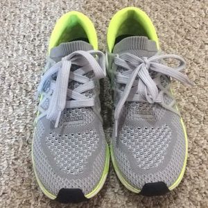 Women's Reebok Floatride size US 8/ EURO 38.5