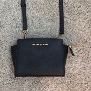 Michael Kors crossbody purse