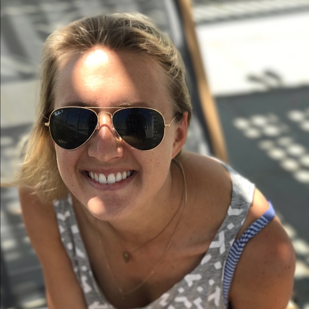 Meet your Posher, Anna