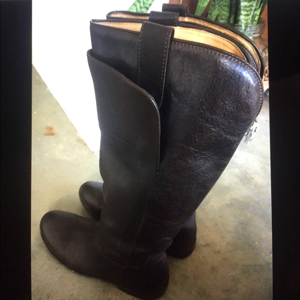 FRYE women's Paige Tall Riding Boot Dark Brown 7