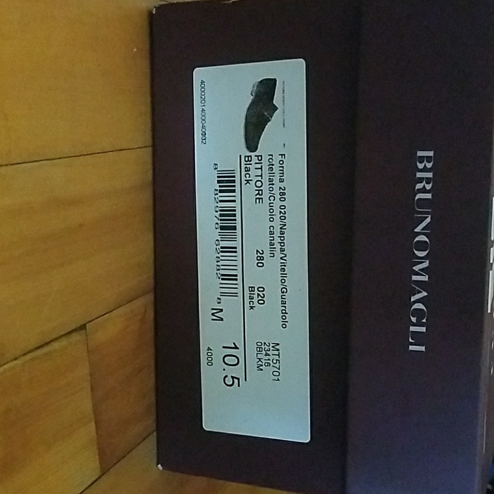 Men's shoes