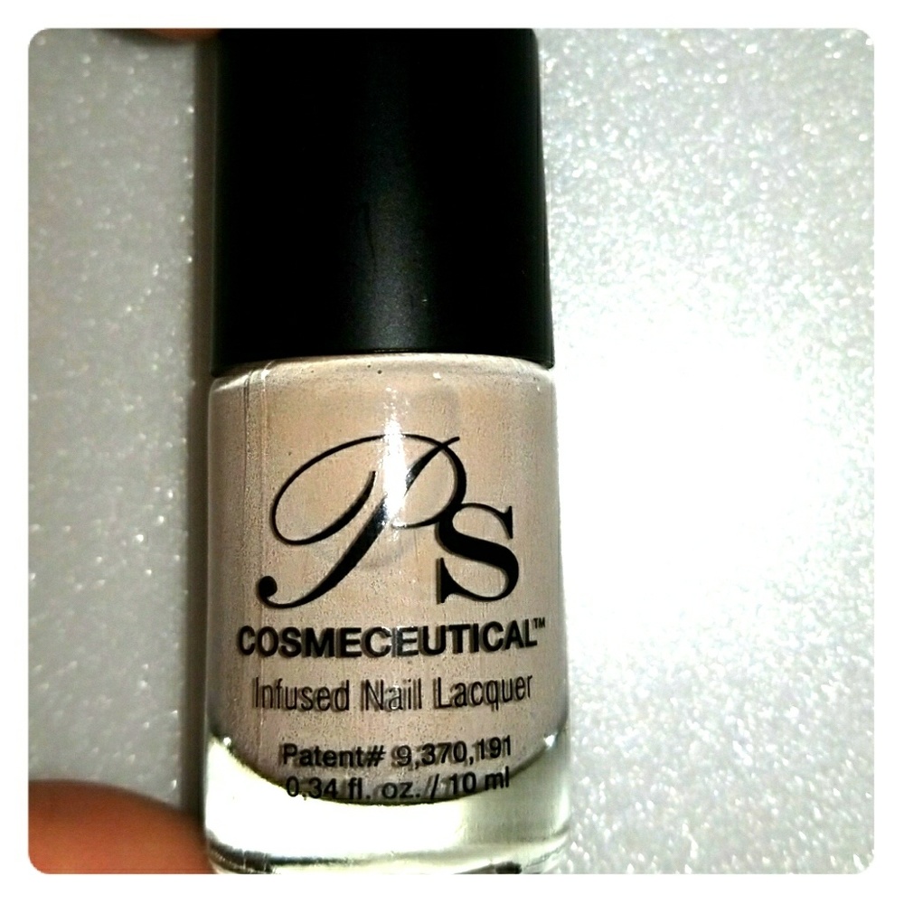 PS cosmeceutical infused polish in carribean sand