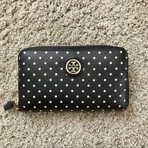 Tory Burch wallet