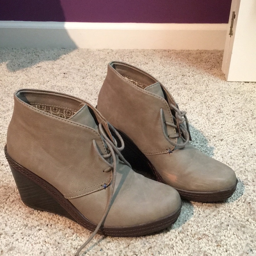 Ankle boots