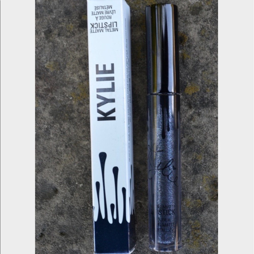 Kylie Cosmetics Kymajesty Liquid Lipstick