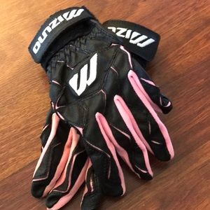 Girls XS Softball Gloves