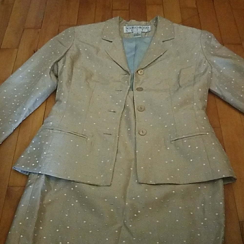 Suit