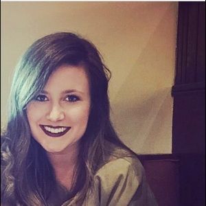 Meet your Posher, Victoria