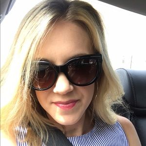 Meet your Posher, Alissa