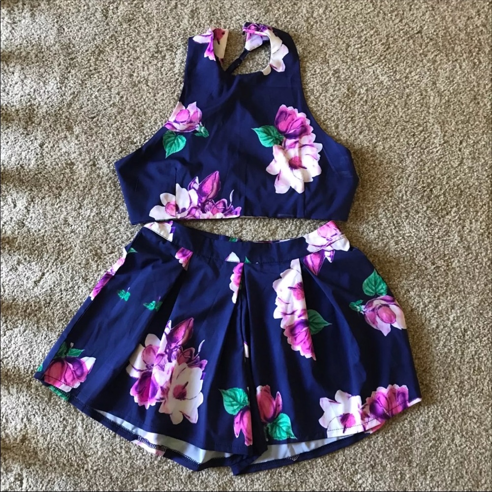 Two piece set