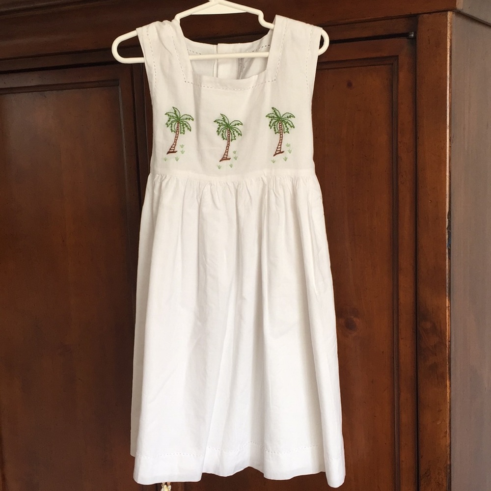 Girls embroidered dress size 6 NWT