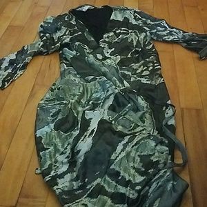 Wrap dress runs like a2or4