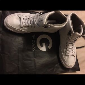 Guess ? Women's Sneakers 👟