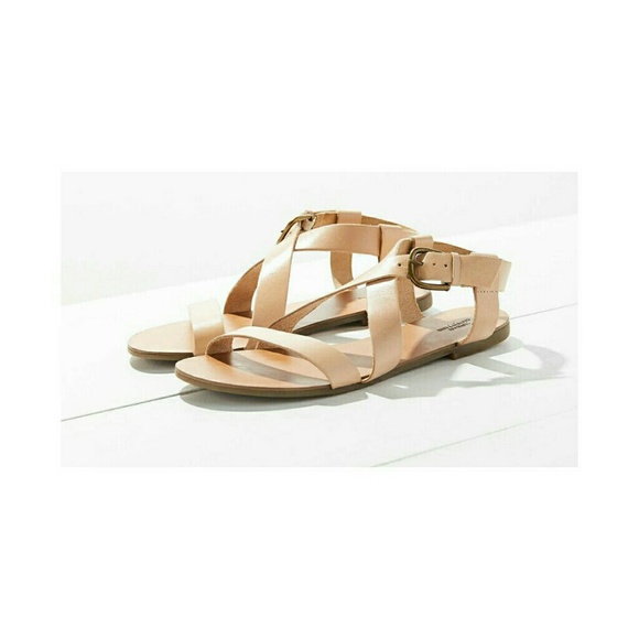 Urban Outfitters Shoes - NUDE URBAN OUTFITTERS SANDALS.