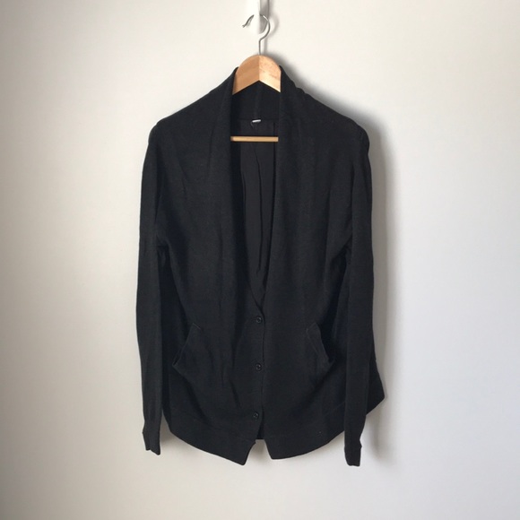 Lululemon Cardi in the Front - Picture 2 of 6