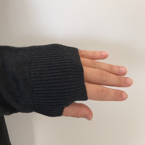 Lululemon Cardi in the Front - Picture 5 of 6