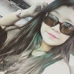 Meet your Posher, Kimberly