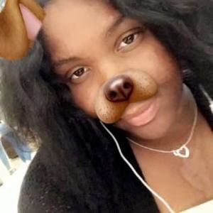 Meet your Posher, Nashia