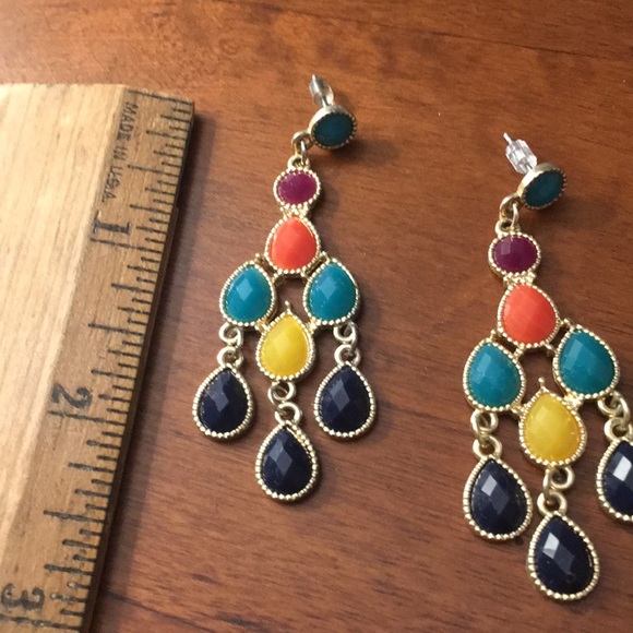 Boutique Colorful Dangle Chandelier Earrings - Picture 2 of 3