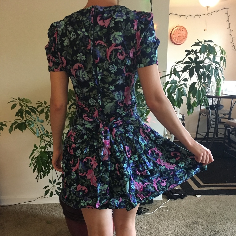 SOLD Vintage Floral Pleated Dress SOLD - Picture 3 of 5