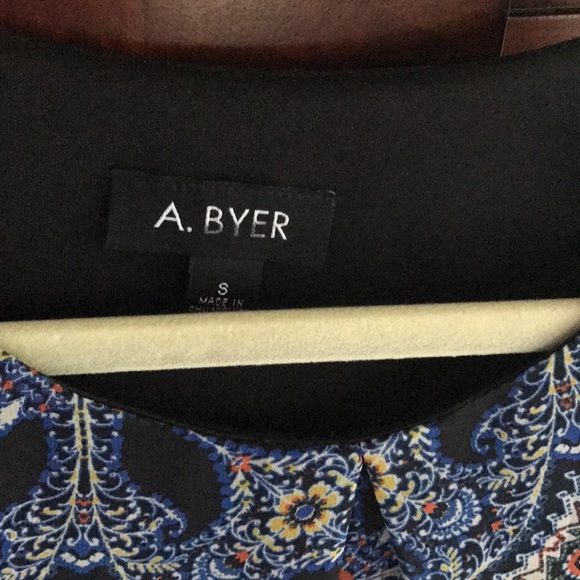 A byer dress size small - Picture 2 of 5