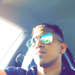 Meet your Posher, Akil