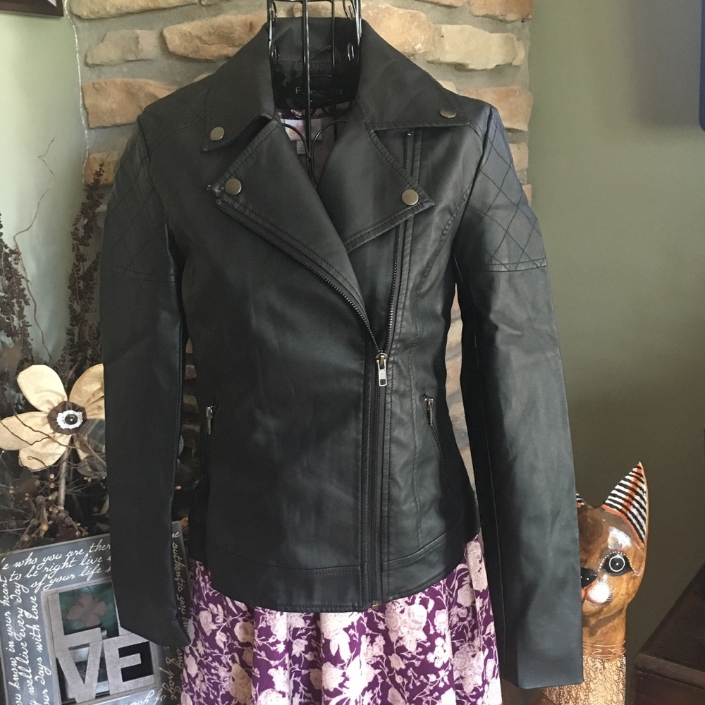 Black Forever 21 jacket. Faux leather. EUC.