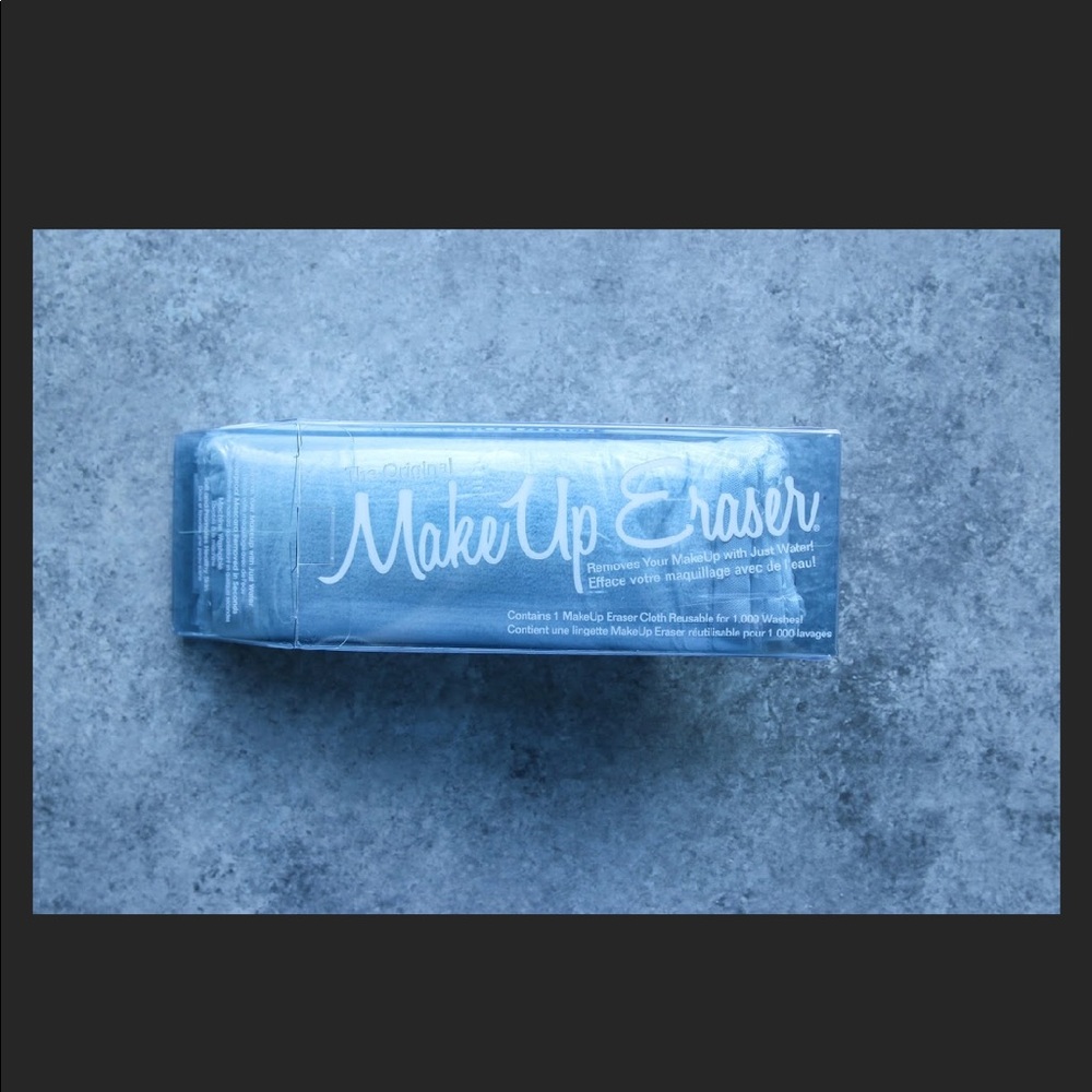 The original makeup eraser (Baby blue)