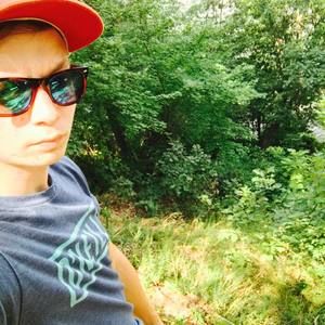 Meet your Posher, Nathan