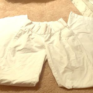Gap maternity white flare pants❤️