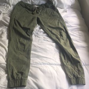 Bullhead women joggers. Size small