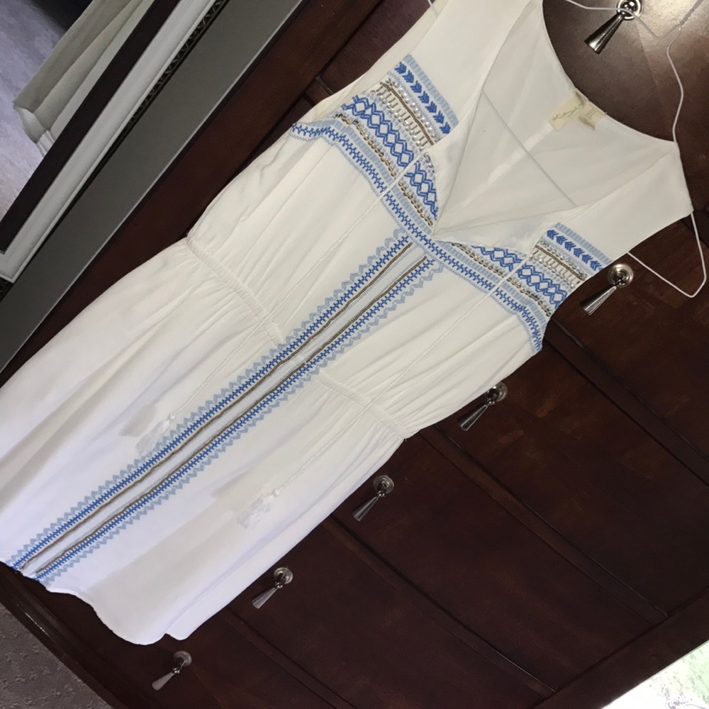 Kenzie dress size 4