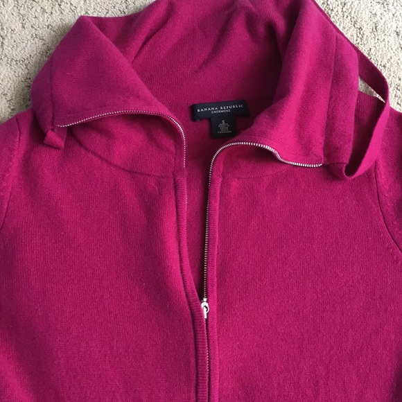 Cashmere sweaters - Picture 2 of 3