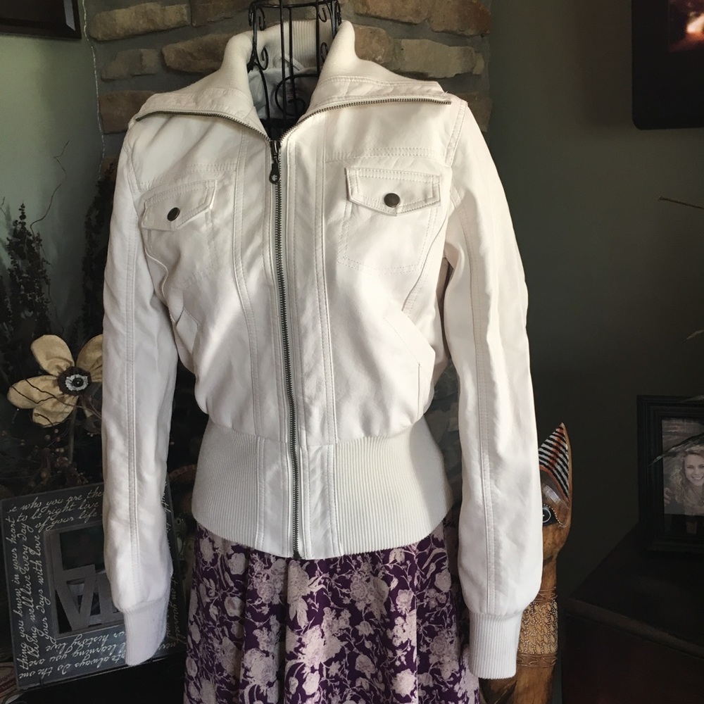 Ivory faux leather Bongo jacket!
