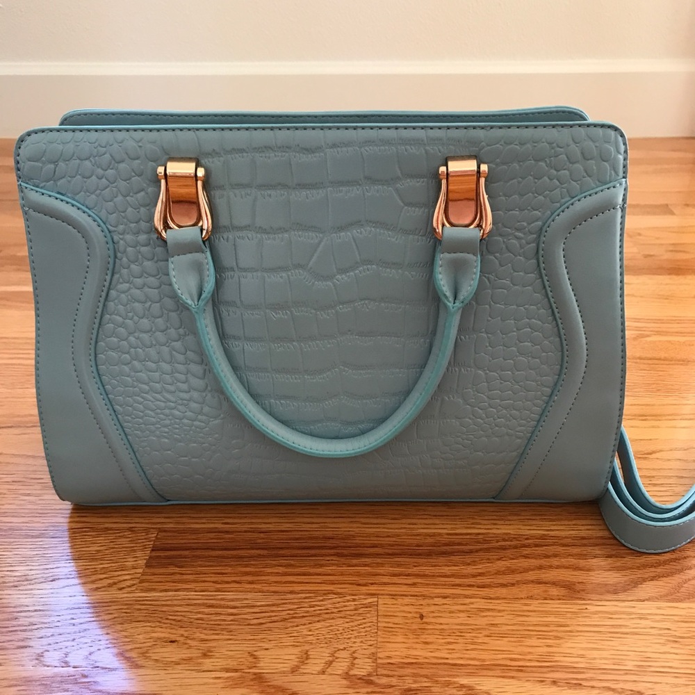 HESHE bag.