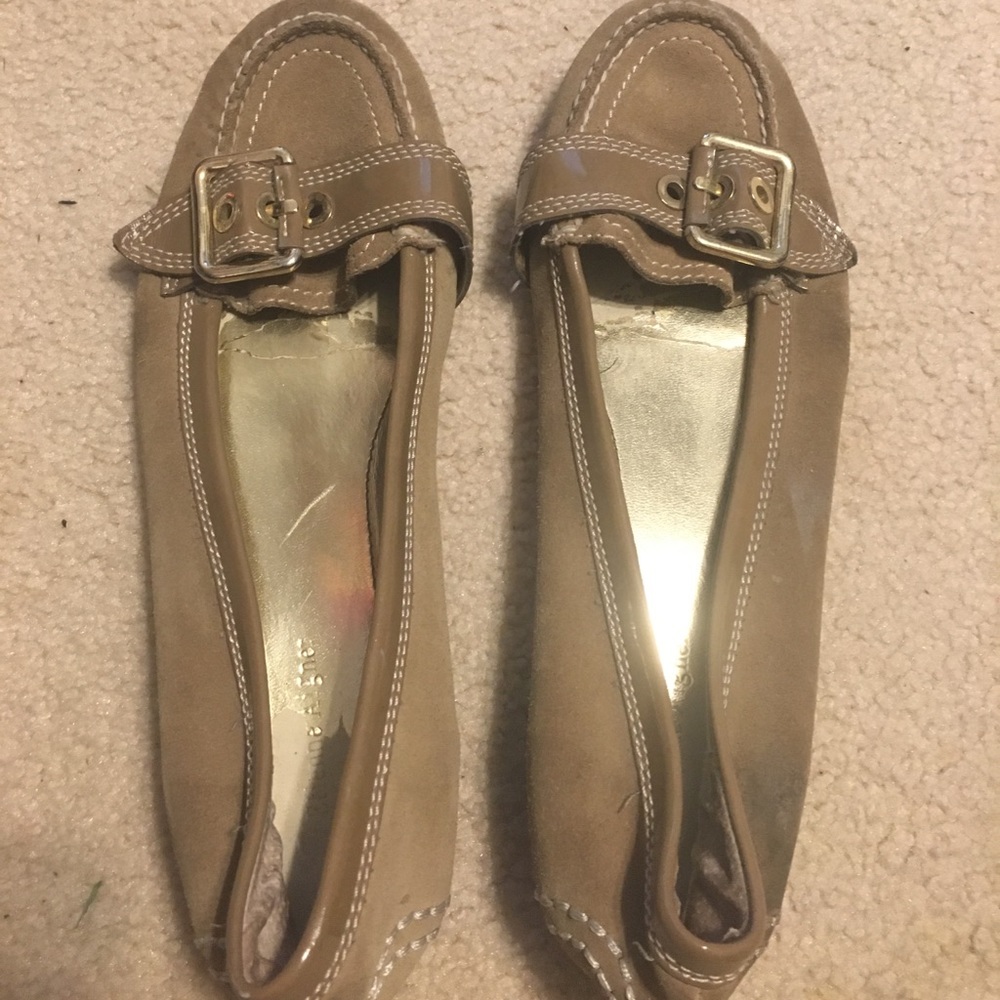 Etienne Aigner shoes