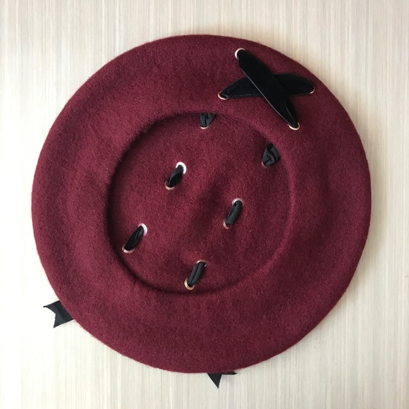 SOLD Wine Red Lace Up Beret - Picture 2 of 4