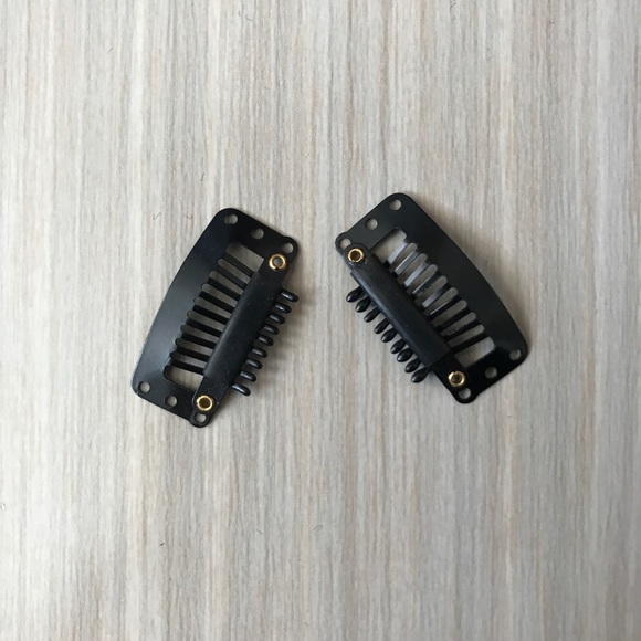 SOLD Wine Red Lace Up Beret - Picture 3 of 4