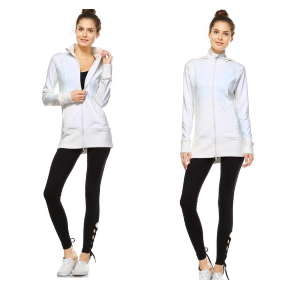 ⭐️SALE⭐️ - Picture 5 of 6