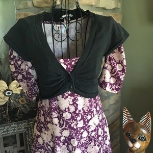 Cute shrug to add style to any top or dress.