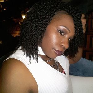 Meet your Posher, Charmaine