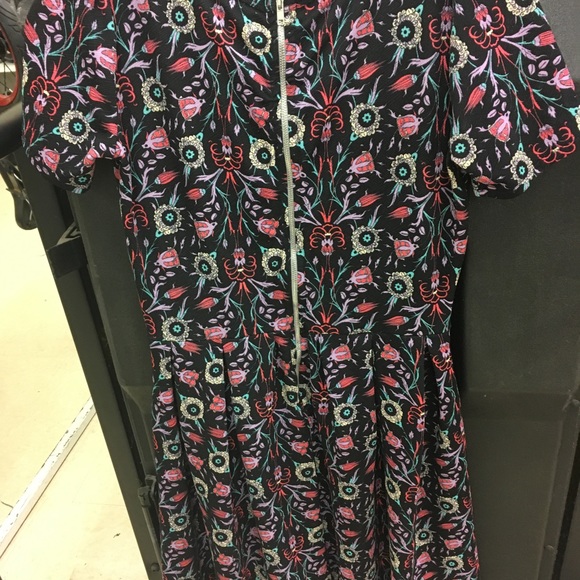 Medium LuLaroe Amelia Dress - Picture 4 of 5