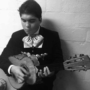 Meet your Posher, Ernesto