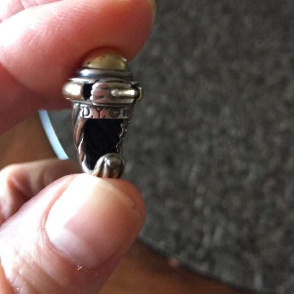SOLD ON EBAY David Yurman 'Shrimp' Earrings - Picture 5 of 6