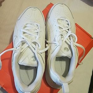 Size 6 nike shoes